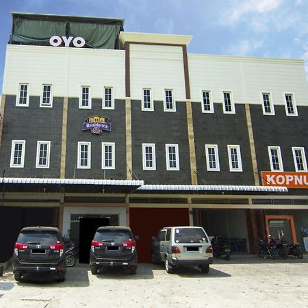 Oyo 2310 Residence 68 Pematangsiantar Eksteriør billede